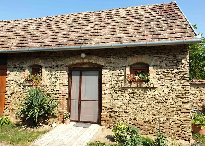 Apartament Kis Haz Zalacsány